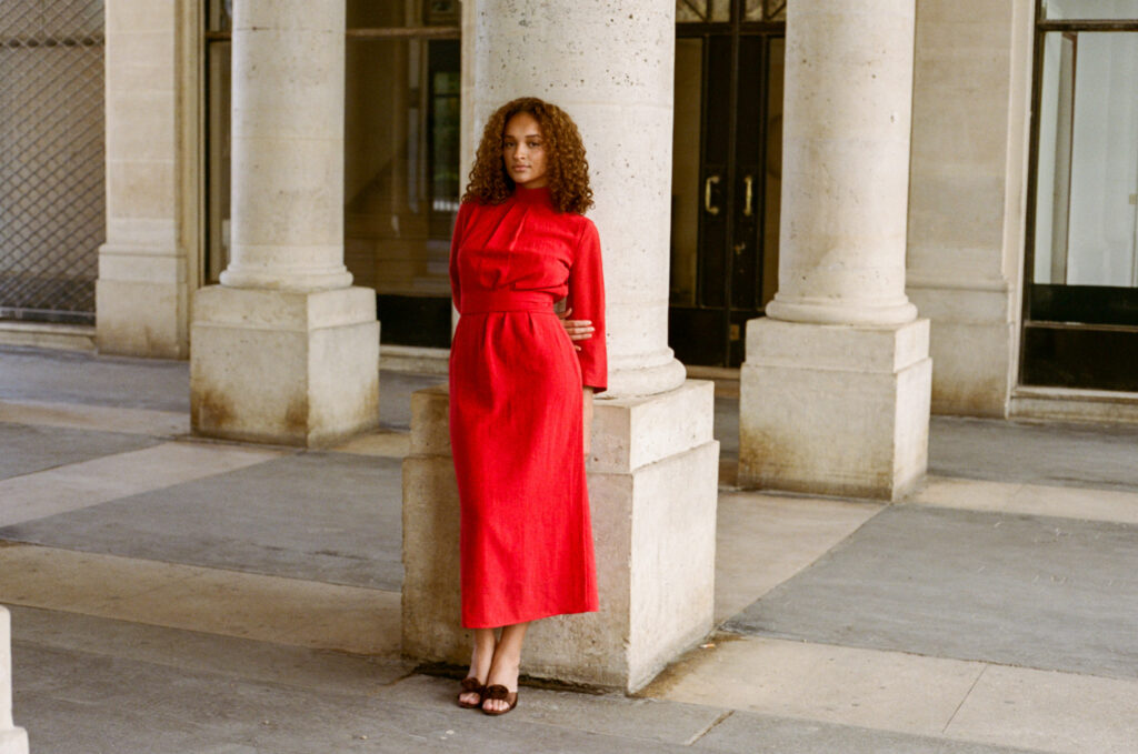 femme en robe louée pour un mariage