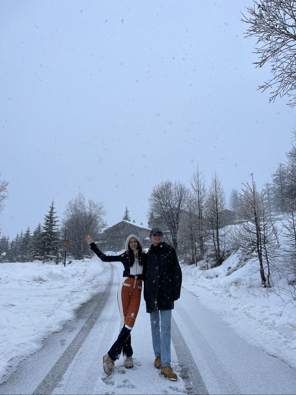 vêtements de ski de créateurs à louer sur tissé